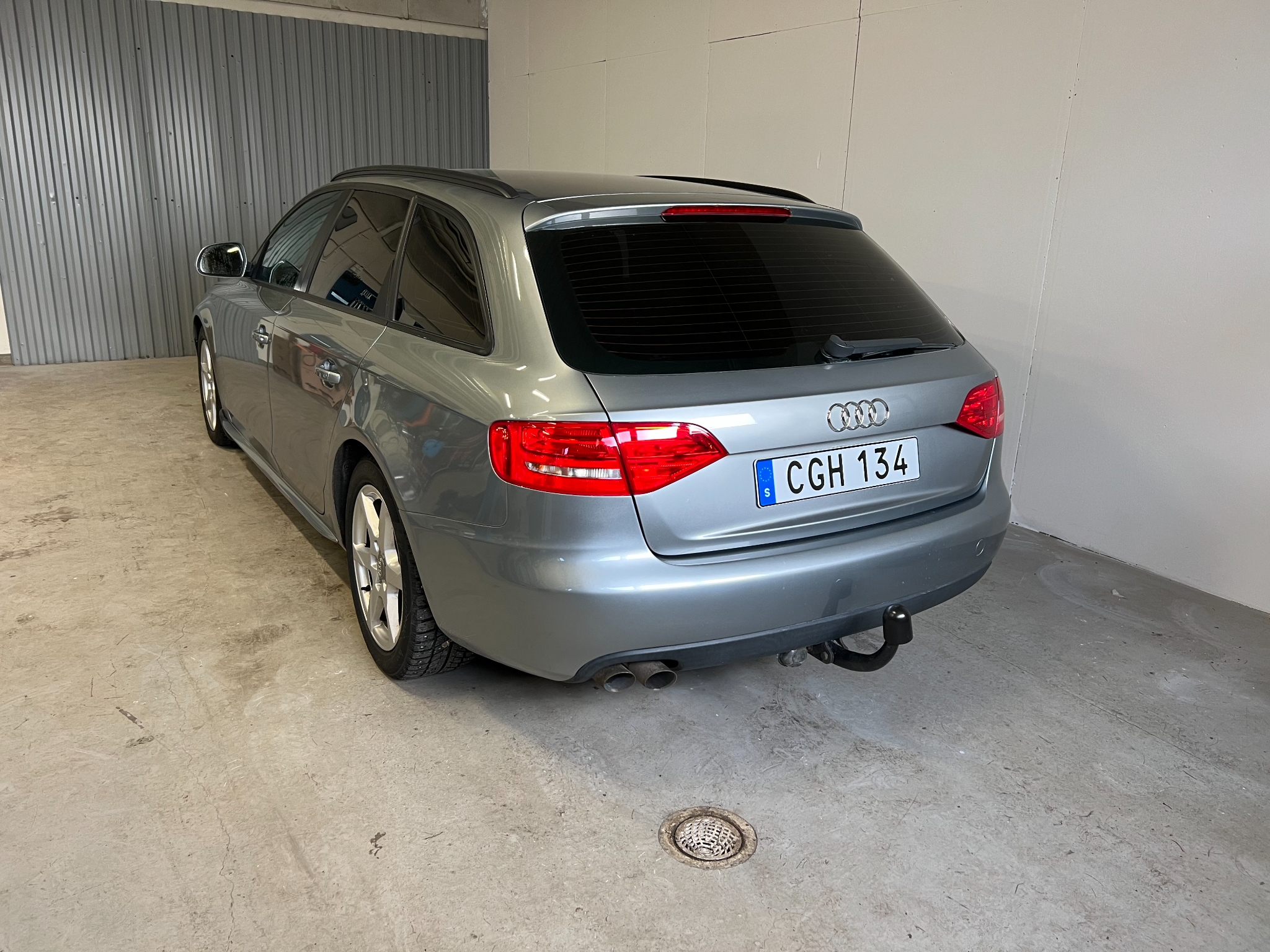 Audi A4 2.0 TDI 2009, bild 5/43
