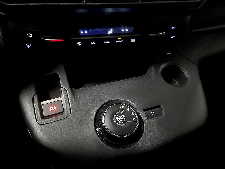 Bild på Peugeot Partner PRO+ 1.5 BHDi 130hk Aut L1 B-KAMERA DRAG