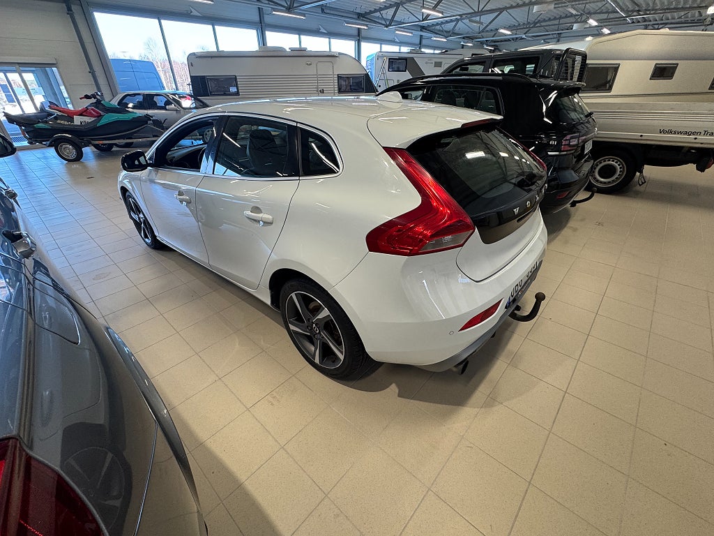 Volvo V40 T3 R-Design SÅLD!