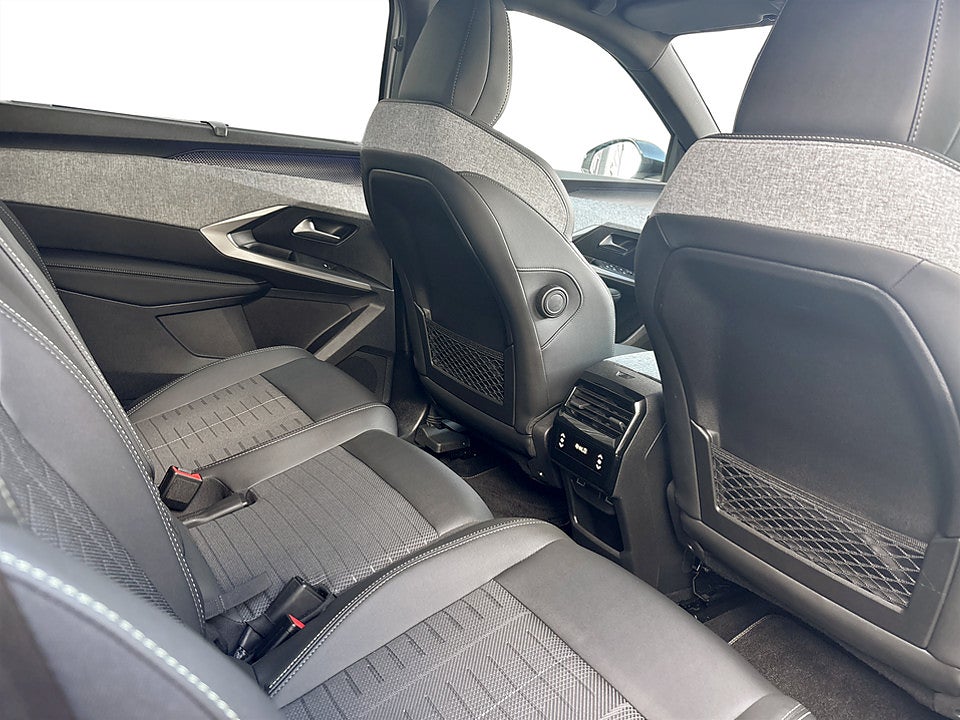 Bild på Peugeot 5008 GT Hybrid 145hk Aut B-KAMERA CARPLAY VECKANS KLIPP!