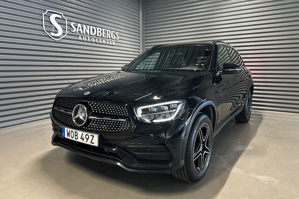 Mercedes-Benz GLC 300 e 4MATIC AMG Backkamera Navi Adaptiv farth Drag Eu6