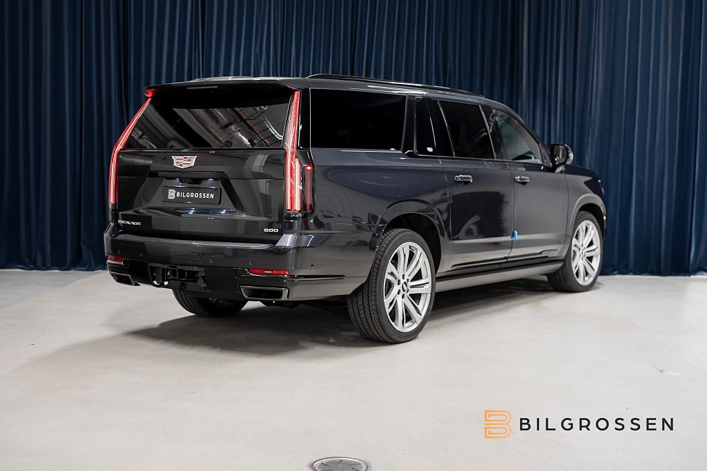 Cadillac Escalade ESV 6.2 V8 4WD Sport Platinum Exclusive Seats 24" PD26