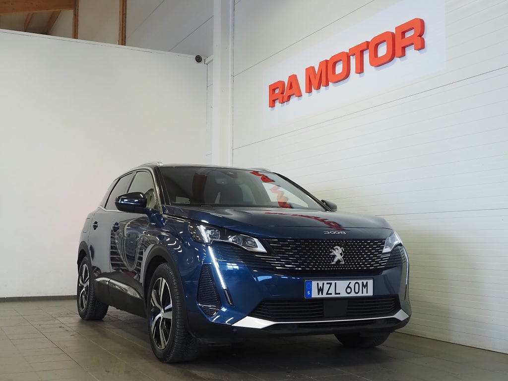 Peugeot 3008 HYBRID4 300 EAT GT | Pano | Drag | Kamera | GPS | Skinn