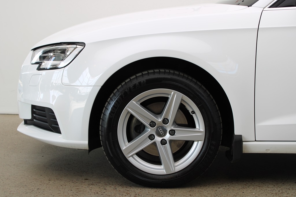 Audi A3 Sportback 1.5 TFSI 150HK, bild 3/24