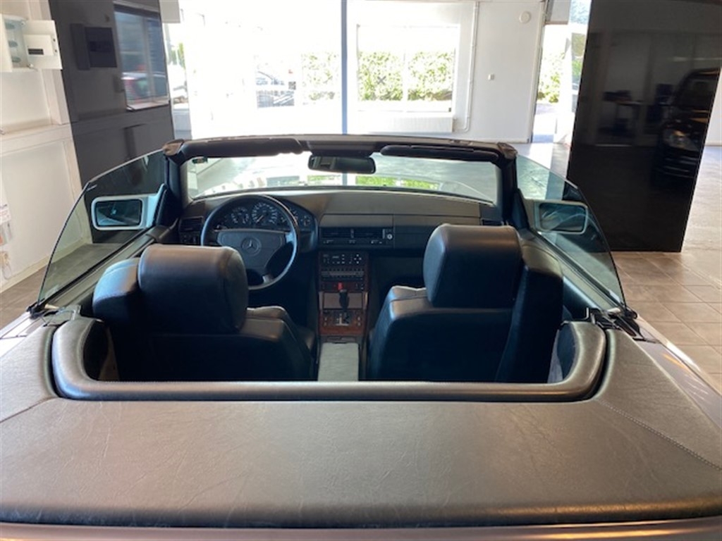 Mercedes-Benz 500 1993, photo 7/24
