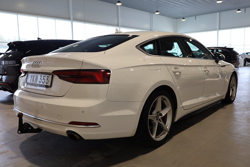 Audi A5 2,0 TFSI MHEV 190hk Sportback Sport Aut Värmare Drag