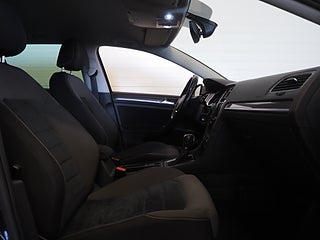 Kombi Volkswagen Golf Alltrack 10 av 24