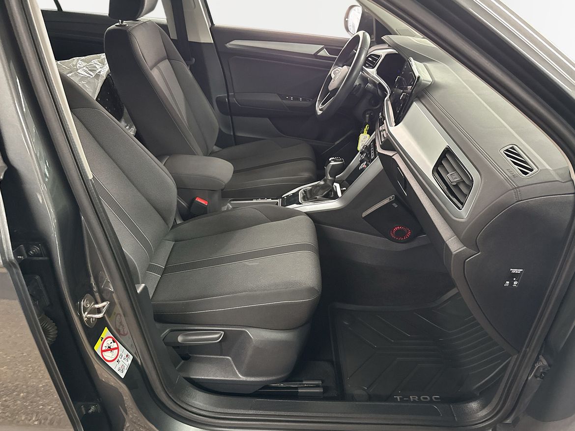 Volkswagen T-Roc 2023, bild 6/53