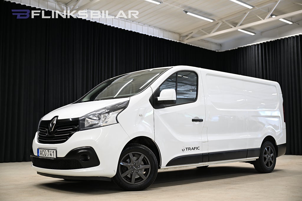 Renault trafic dCi 125HK L2 Inredd|Drag|Värmare|GPS|Backkamera|EnÄgare
