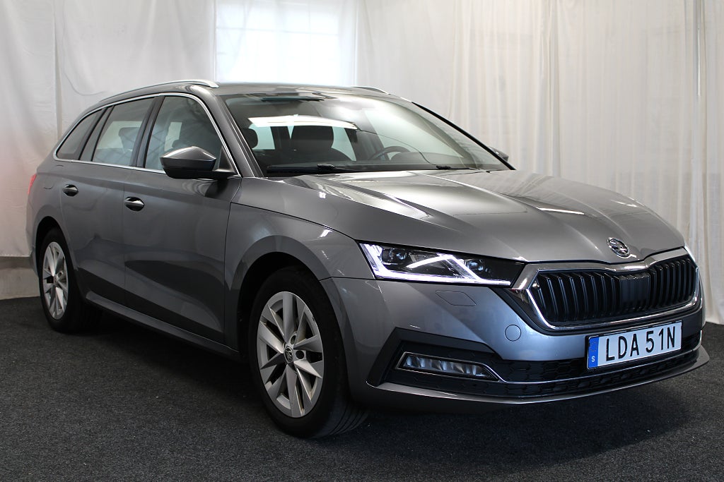 Skoda Octavia Kombi 1.0 TSI e-TEC Style|P-Värmare|Drag|Kamera|CarPlay