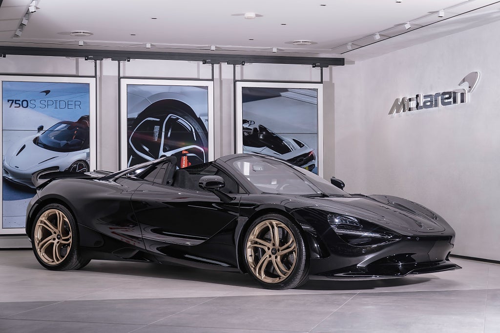 McLaren 750S Spider / P1 Seats / Bowers & Wilkins / MOMS