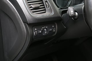 Halvkombi Volvo V40 9 av 23