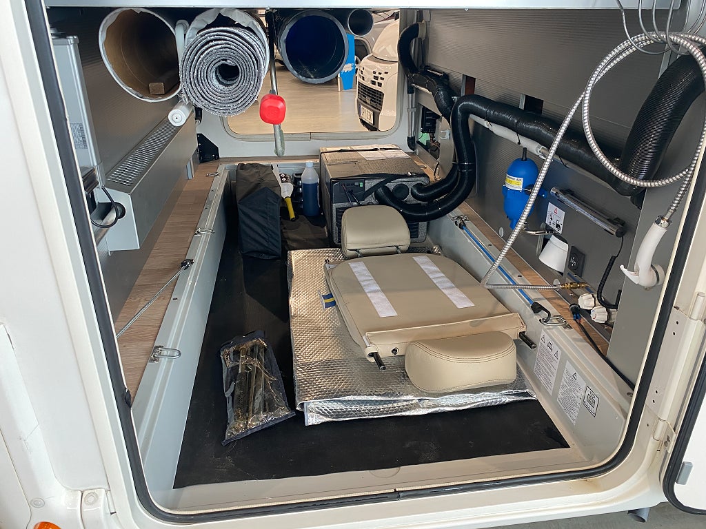 Rapido 7096 F /ALDE/AC bodel/Solcell/Automat 150hk/F2F - Rapido