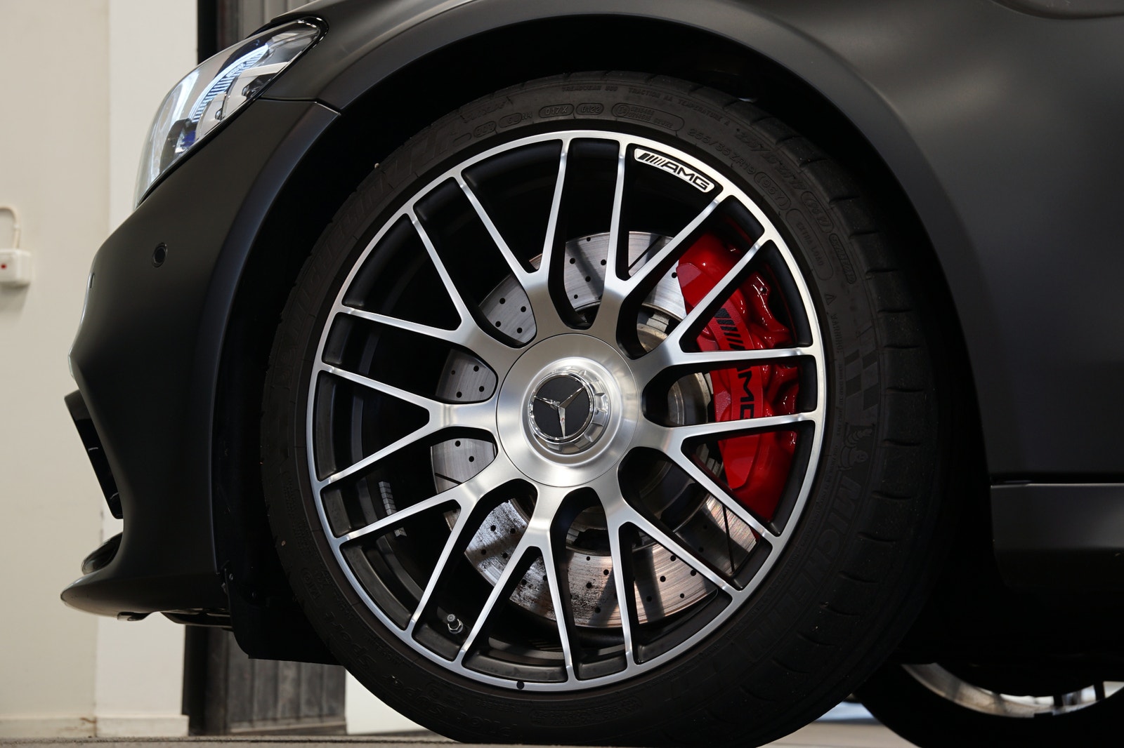 Mercedes-Benz C63 S AMG V8 510hk Cabriolet | Final Edition 2022 - miniatyr 11