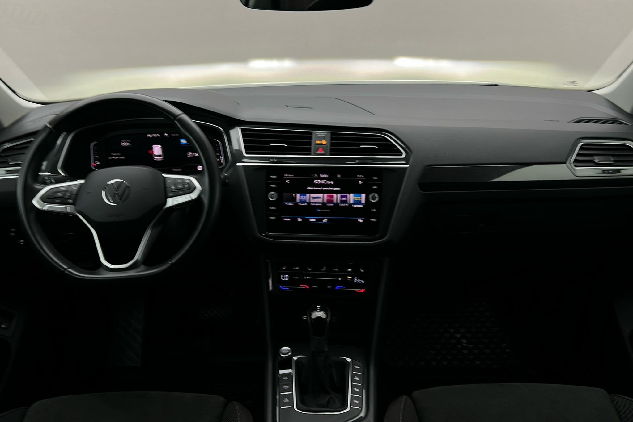 Volkswagen Tiguan 2024, bild 3/10