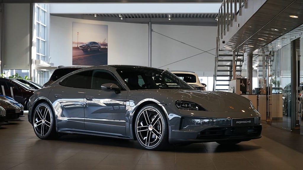Porsche Taycan 4S