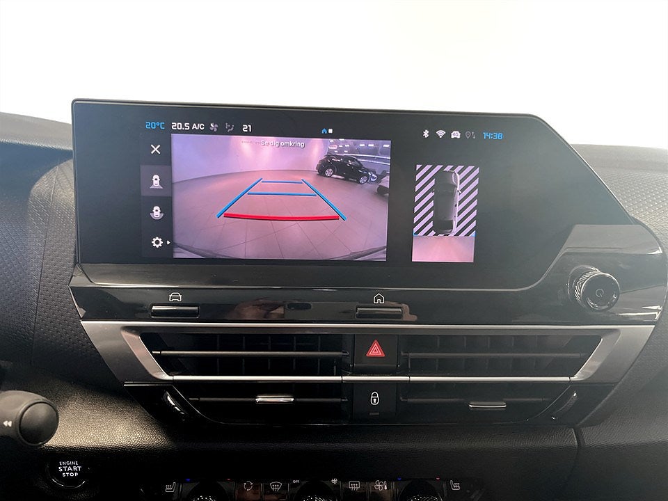 Bild på Citroën C4 X Shine 1.2 PT 130hk Aut - B-KAMERA, ELSTOL