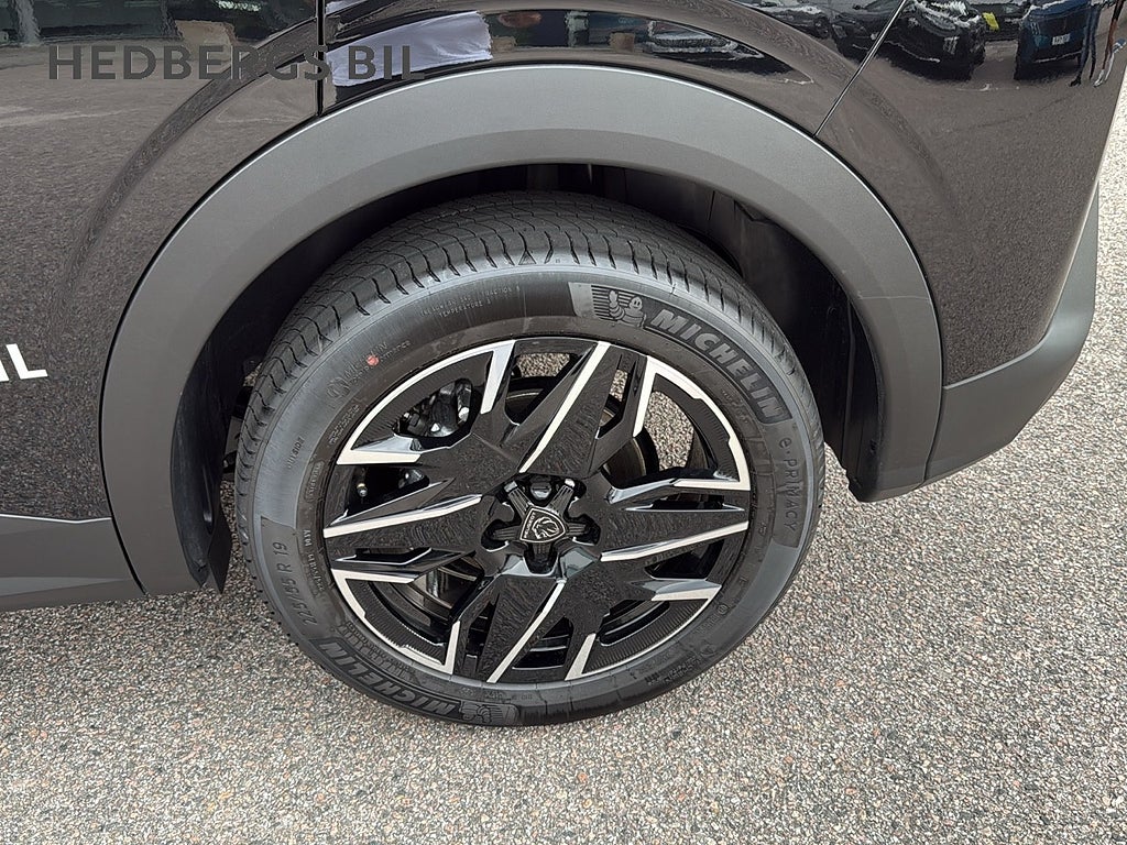 Peugeot 3008 EDITION PHEV  thumbnail