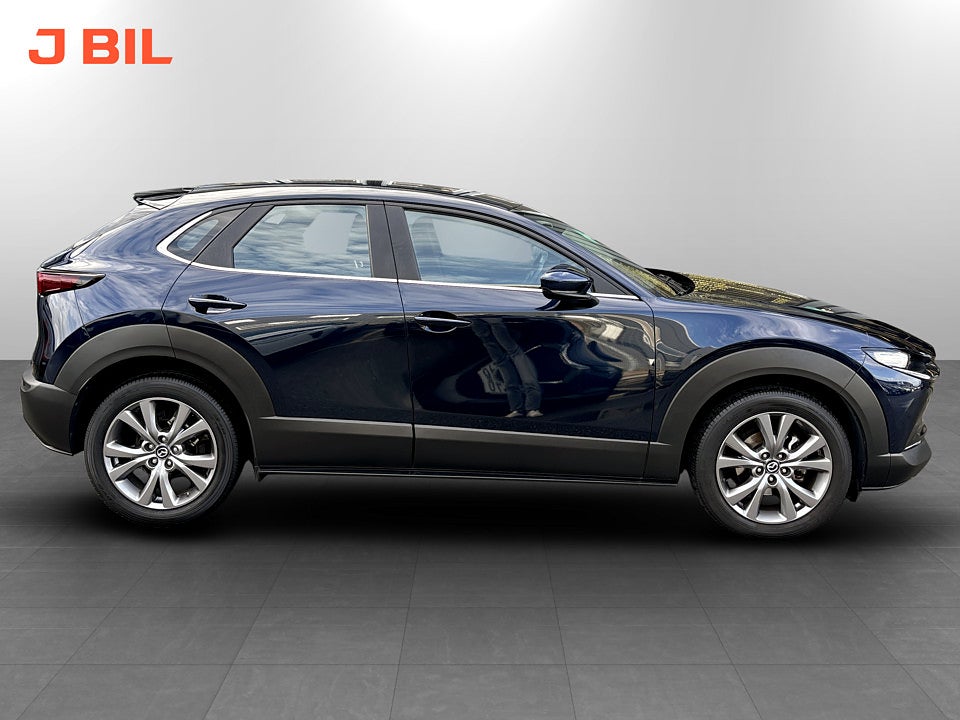 Bild på Mazda CX-30 2.0 e-SKYACTIV-G M 150hk B-KAMERA NAVI