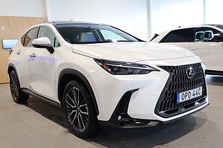 SUV Lexus NX 4 av 31