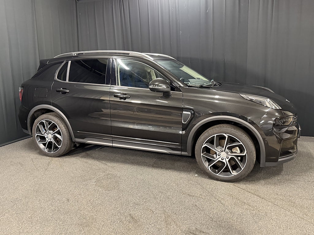 Lynk & Co 01 PHEV / Navi / Pano / 360-kamera / Elstol