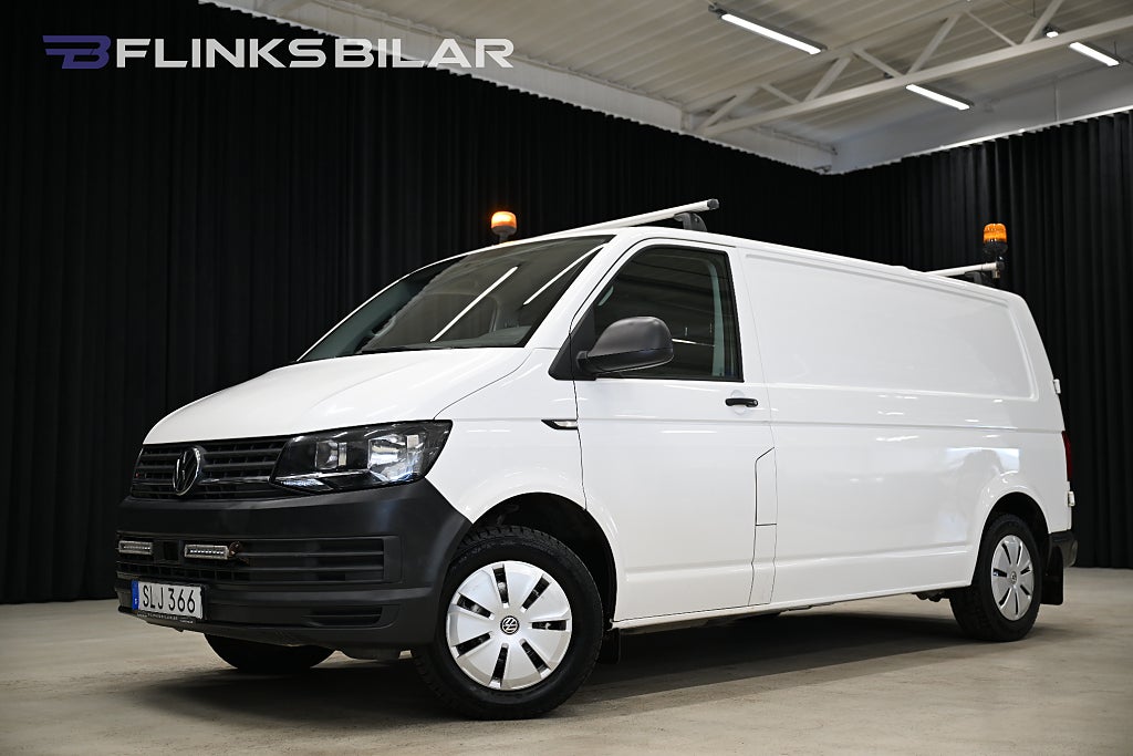 Volkswagen Transporter 4Motion 150HK L2 Servicebil|Inredd|Drag|Värmare|SeUtr!