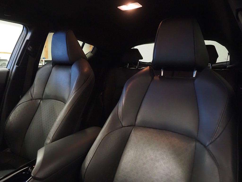 Toyota C-HR Hybrid CVT 122hk X-Edition Läder JBL M-Värm B-Kamera 2018