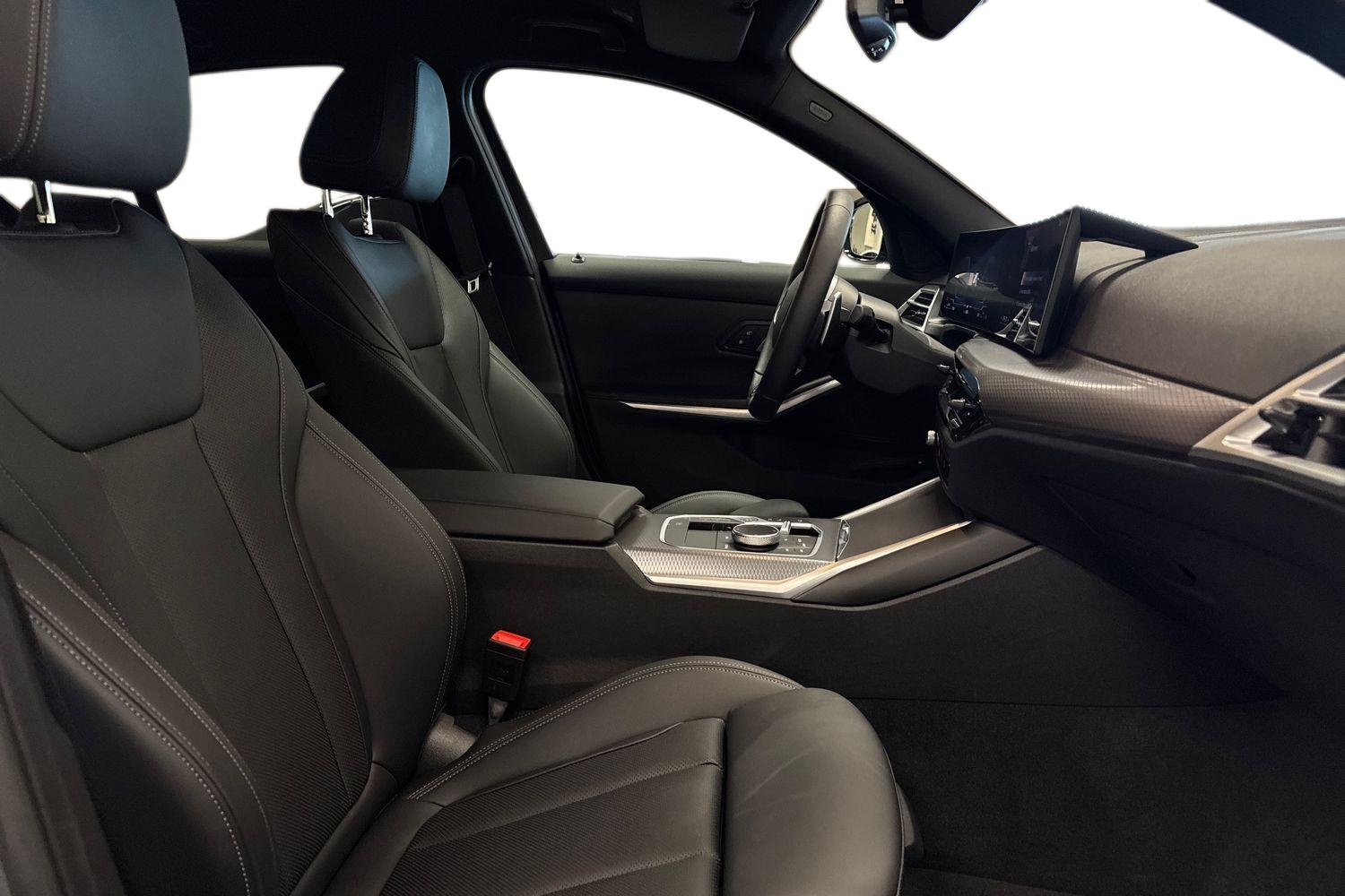 BMW 330 e xDrive M-sport 2025, bild 6/42