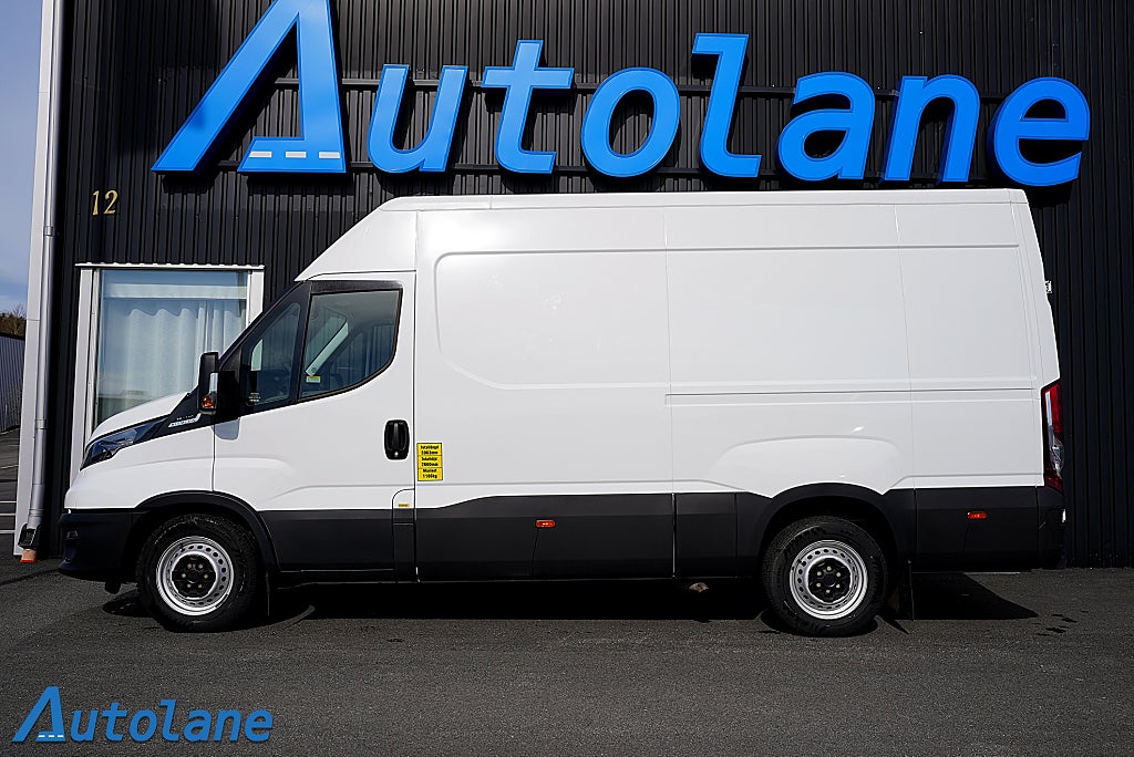 Iveco Daily 35-140 2.3 JTD Hi-Matic, 3-sits, MOMS, Webasto 136hk