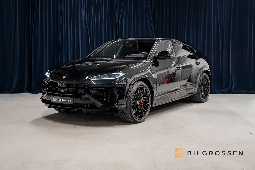 Lamborghini Urus SE Style-P Dark Carbon Adv 3D B&O Nero Helene 23” NY