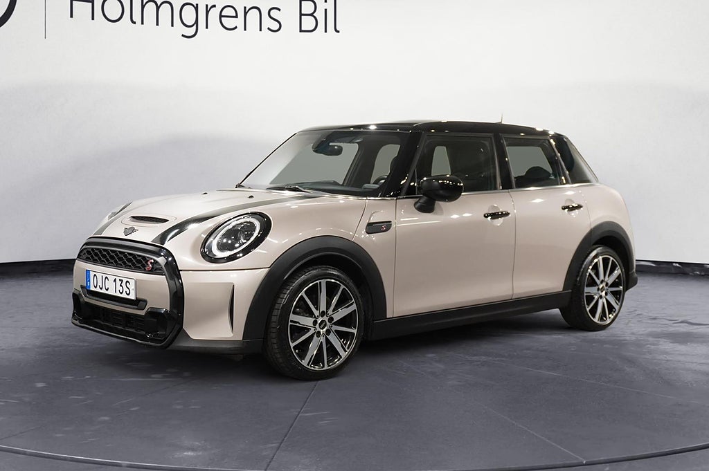 MINI Cooper S 5d Experience Navi Keyless PDC