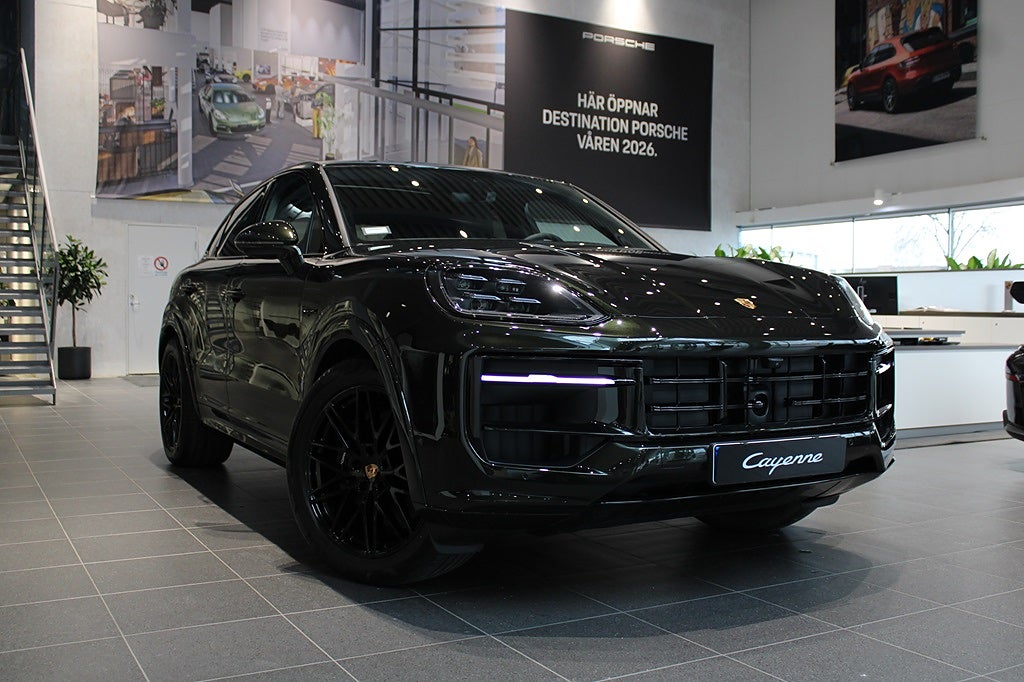 Porsche Cayenne E-Hybrid Coupé Black Edition