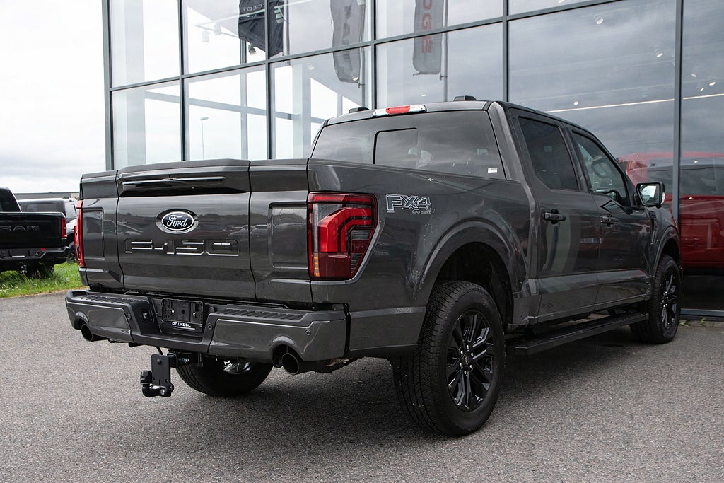 Ford F-150 Lariat Black Edition 5.0L V8 406 hk