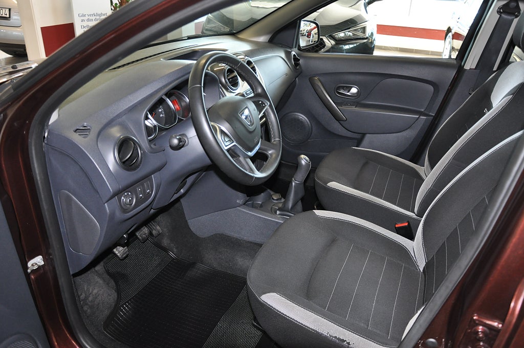 Dacia Sandero Stepway 2017 - miniatyr 13