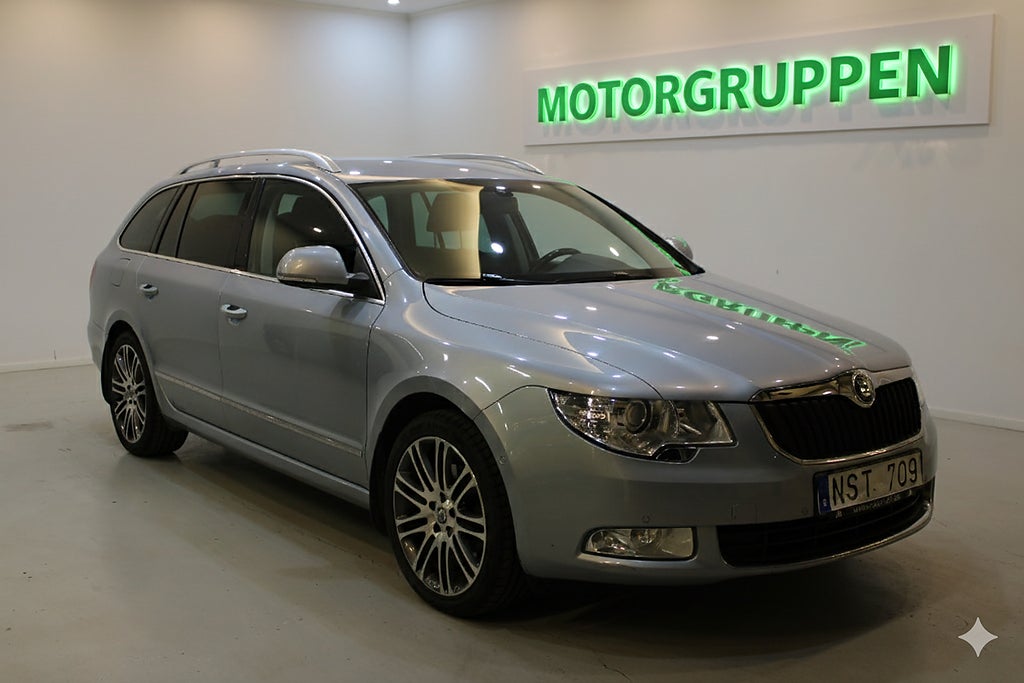 Skoda Superb Kombi 2.0 TDI Elegance D-Värme Drag