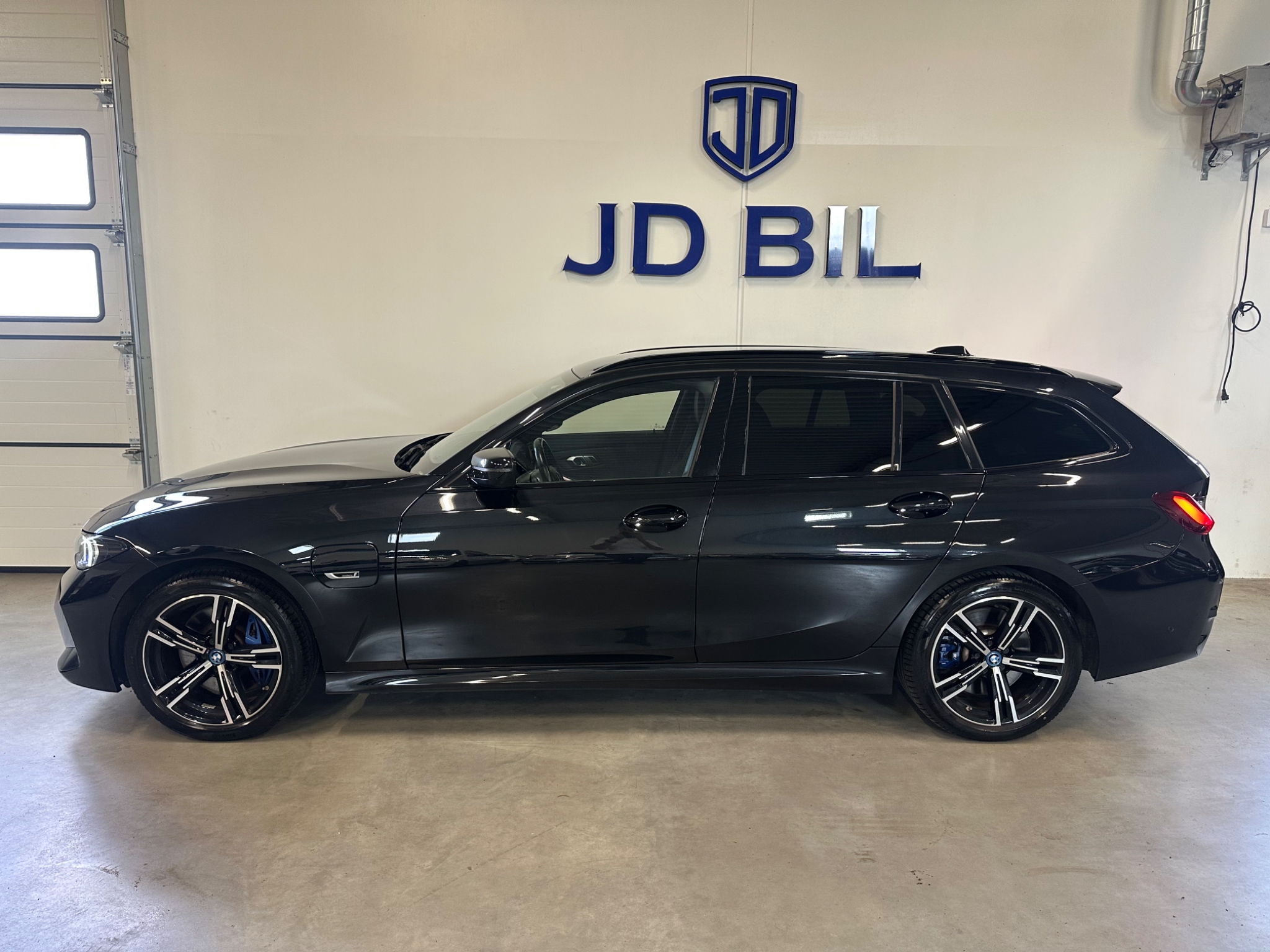 BMW 330e M Sport 2023, bild 3/10