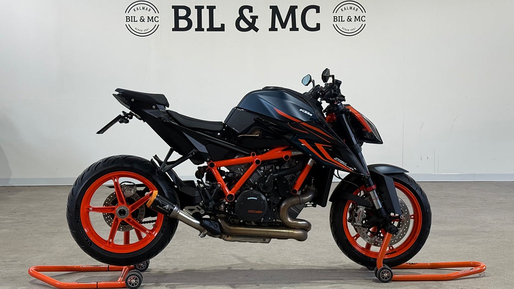 KTM 1290 Super Duke R 1.3 V-twin ny skick 0kr insats 