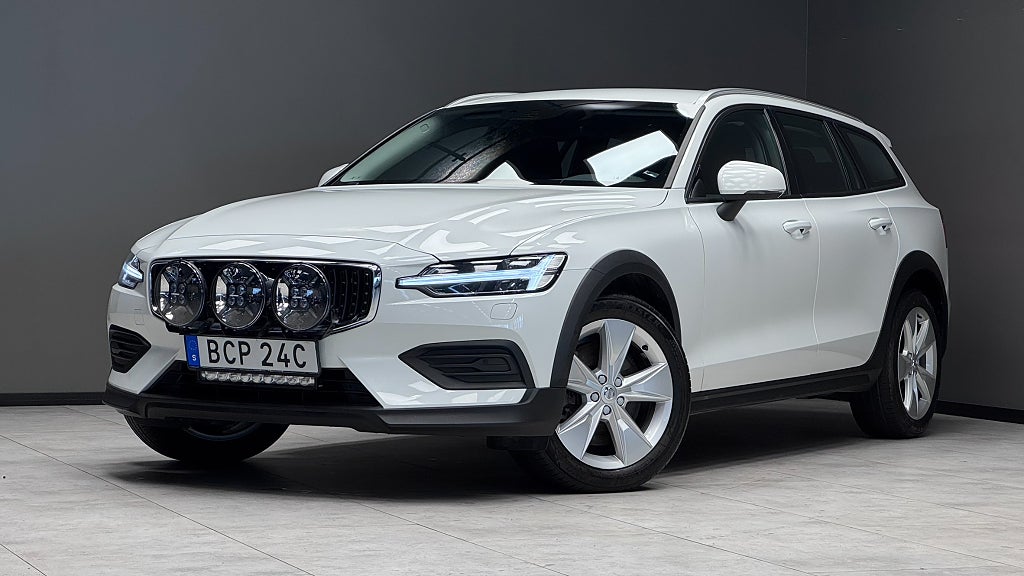 Volvo V60 Cross Country 2020 - miniatyr 19