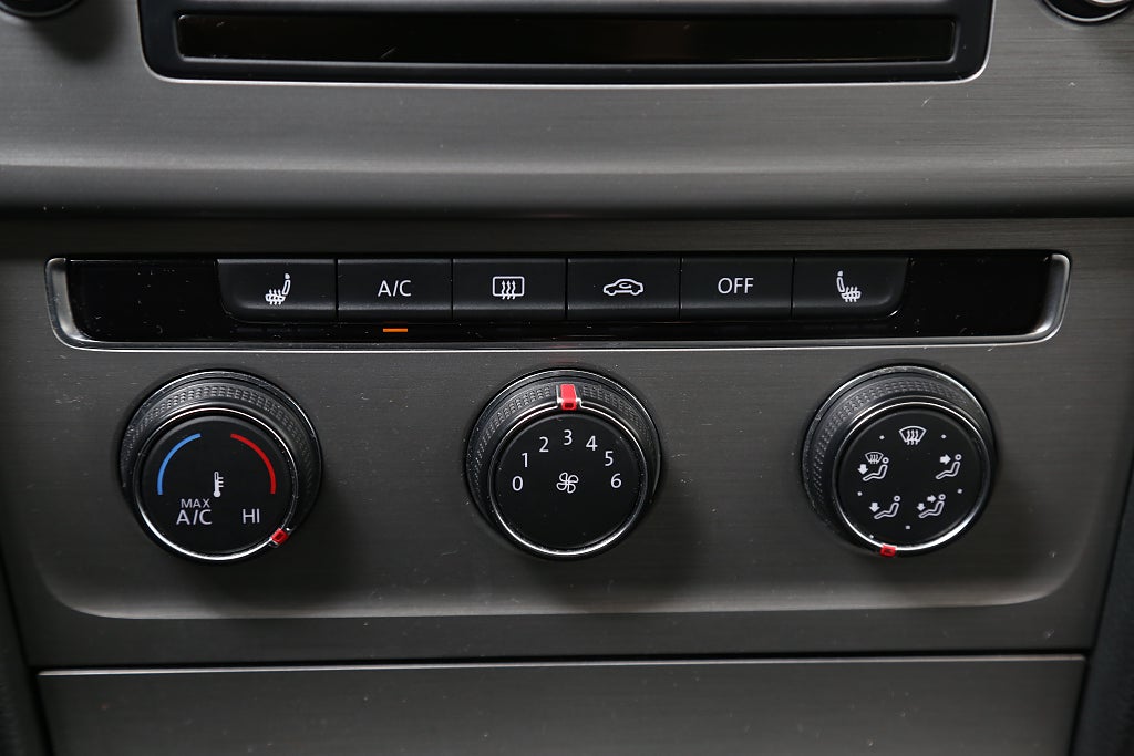 Volkswagen Golf 1,2 TSI 110hk DSG Sportscombi CarPlay Kamera 2017