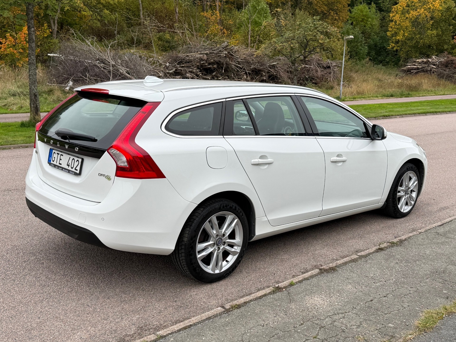 Volvo V60 Summum 2012, kuva 3/10