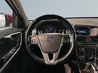 Volvo XC60 D4 Geartronic Business Ed. Drag Mvärm Dvärm S/V-hjul – bild 9