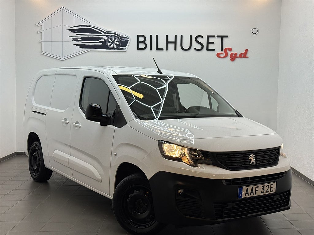 Peugeot Partner Utökad Last 1.5 102hk Moms Värmare/Krok/1Brukare
