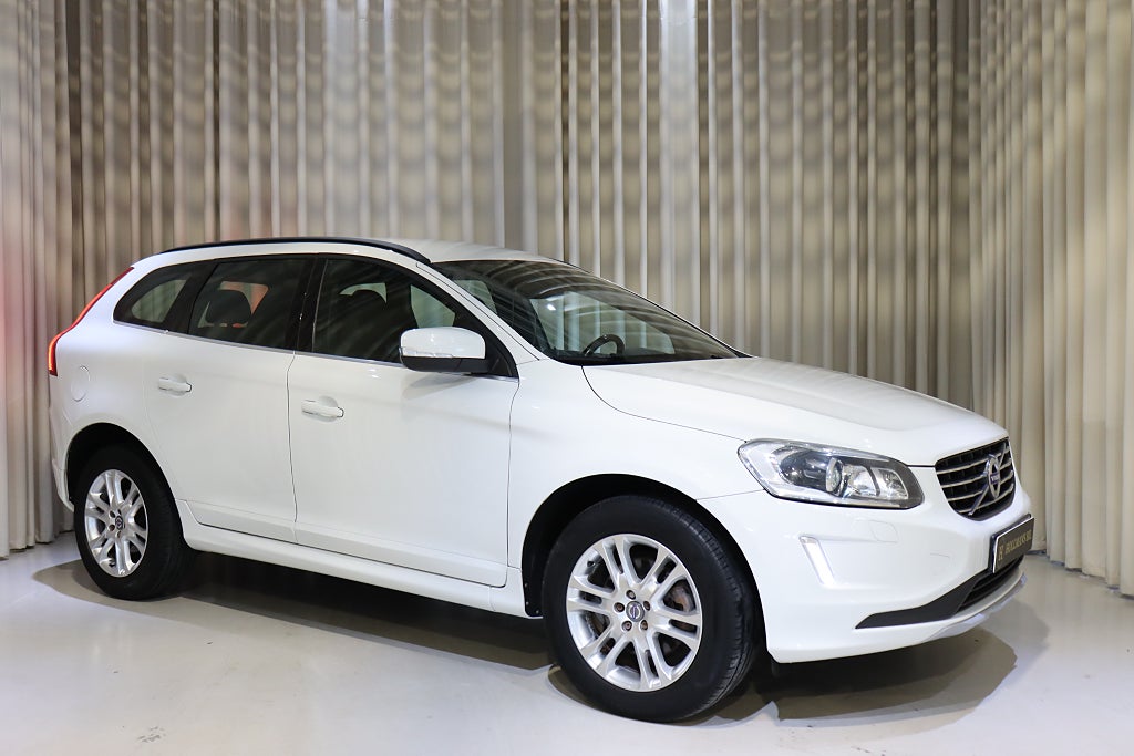 Volvo XC60 D4 AWD 190HK Momentum Edition Pro Drag V-Hjul
