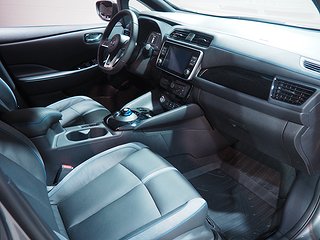 Halvkombi Nissan Leaf 6 av 21