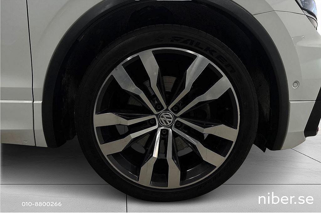 Volkswagen Tiguan 2.0 Tdi 4motion, R-line, Värmare, Cockpit, 360k