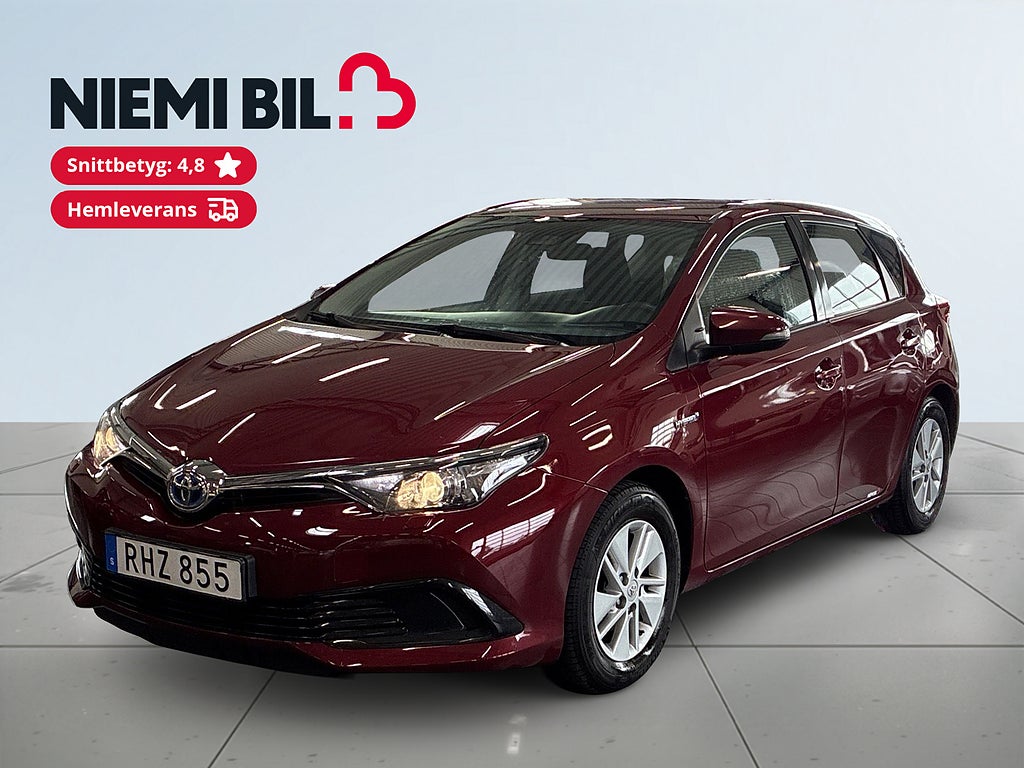 Toyota Auris Hybrid e-CVT Life S&V-hjul/M&K-värm/BT