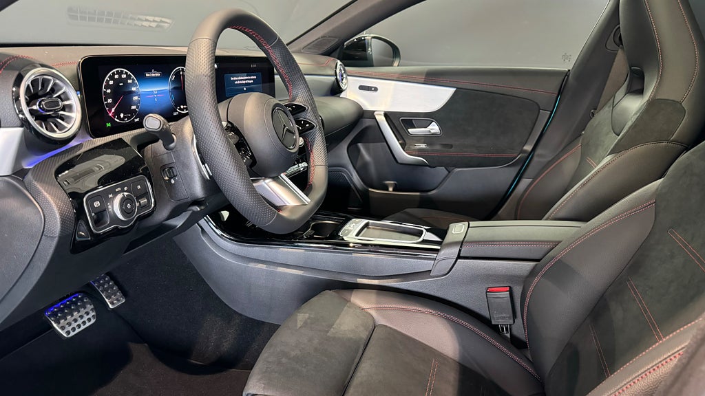 Mercedes-Benz CLA 250 e Coupé Aut AMG - bild 8