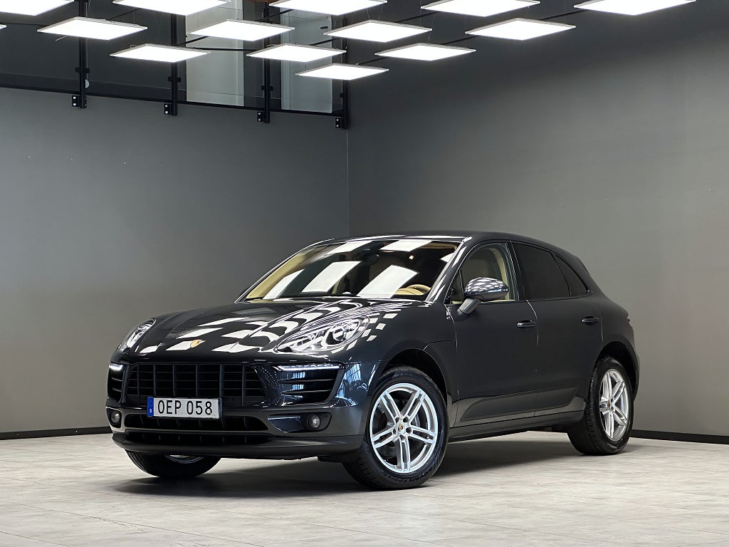 Porsche Macan PDK Base/Backkamera/Värmare/Apple Carplay