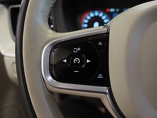 SUV Volvo XC60 20 av 26