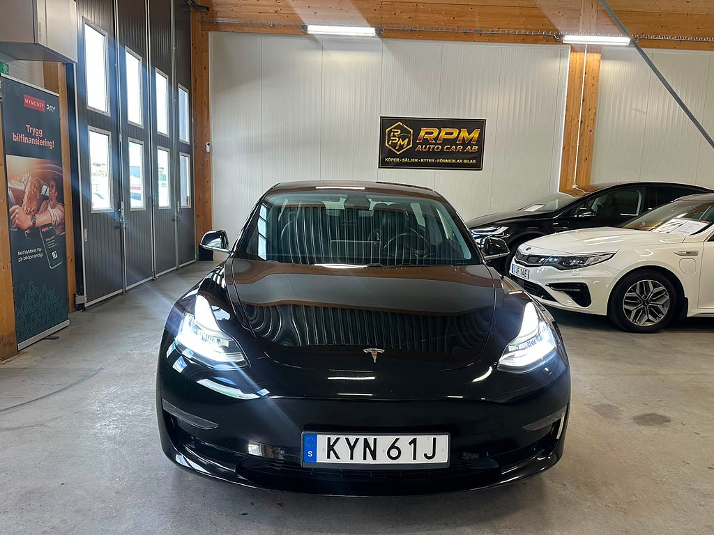 Tesla Model 3 Long Range Euro 6 AWD Pano AP Kamera Skinn Navi